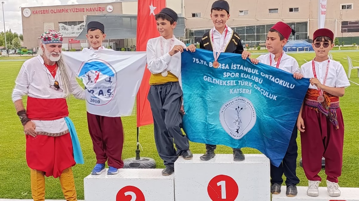 USTA OKÇULARIN DÜŞMEYEN PERFORMANSLARI
